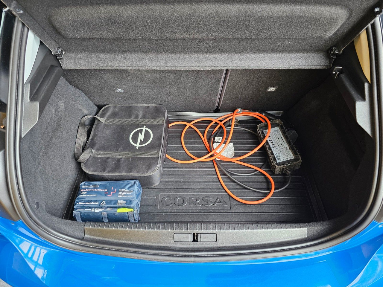 Opel Corsa F Elegance Sommer+Winterreifen +Wärmepumpe - Auto: pilt 4 Opel Corsa F Elegance Sommer+Winterreifen +Wärmepumpe - Auto: pilt 4