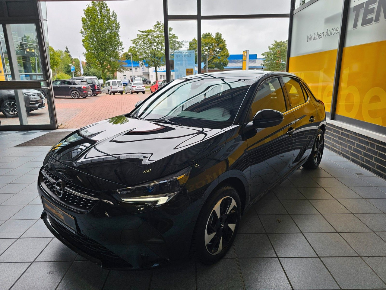 Opel Corsa F e Elegance Navi Pro SHZ LED 50KW DAB - Auto: pilt 2 Opel Corsa F e Elegance Navi Pro SHZ LED 50KW DAB - Auto: pilt 2