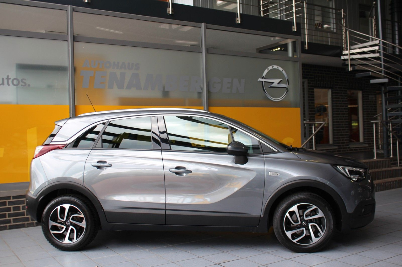 Opel Crossland (X) 1,2 Ultimate Pano Navi Kamera LED - Sedaan: pilt 3 Opel Crossland (X) 1,2 Ultimate Pano Navi Kamera LED - Sedaan: pilt 3