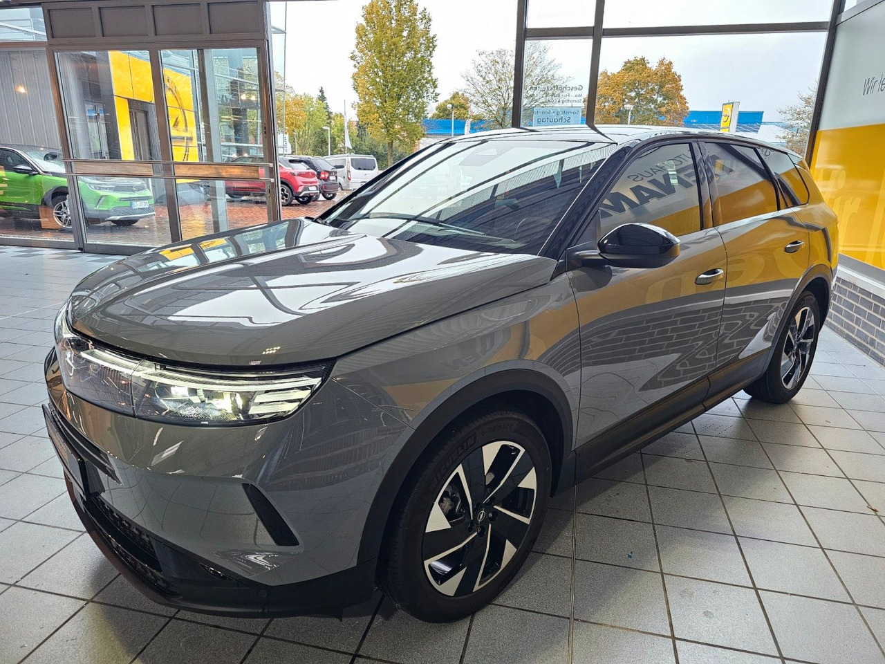 Opel Grandland 1.2 48V Mild-Hybrid 360°Kamera ACC AHK - Maastur: pilt 2 Opel Grandland 1.2 48V Mild-Hybrid 360°Kamera ACC AHK - Maastur: pilt 2