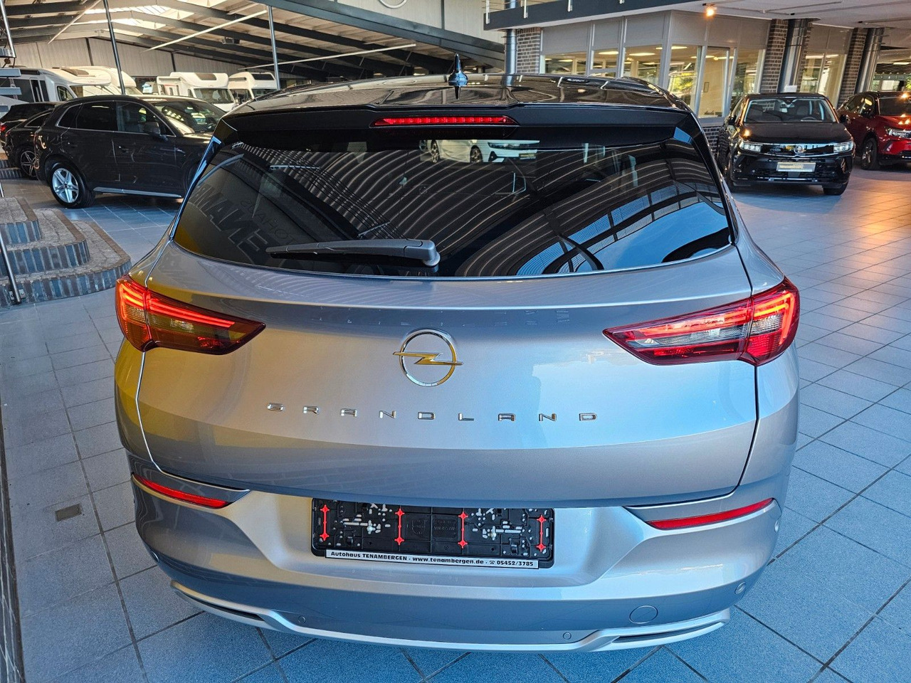 Opel Grandland (X) Elegance IntelliLux 360°Kamera ACC - Maastur: pilt 5 Opel Grandland (X) Elegance IntelliLux 360°Kamera ACC - Maastur: pilt 5