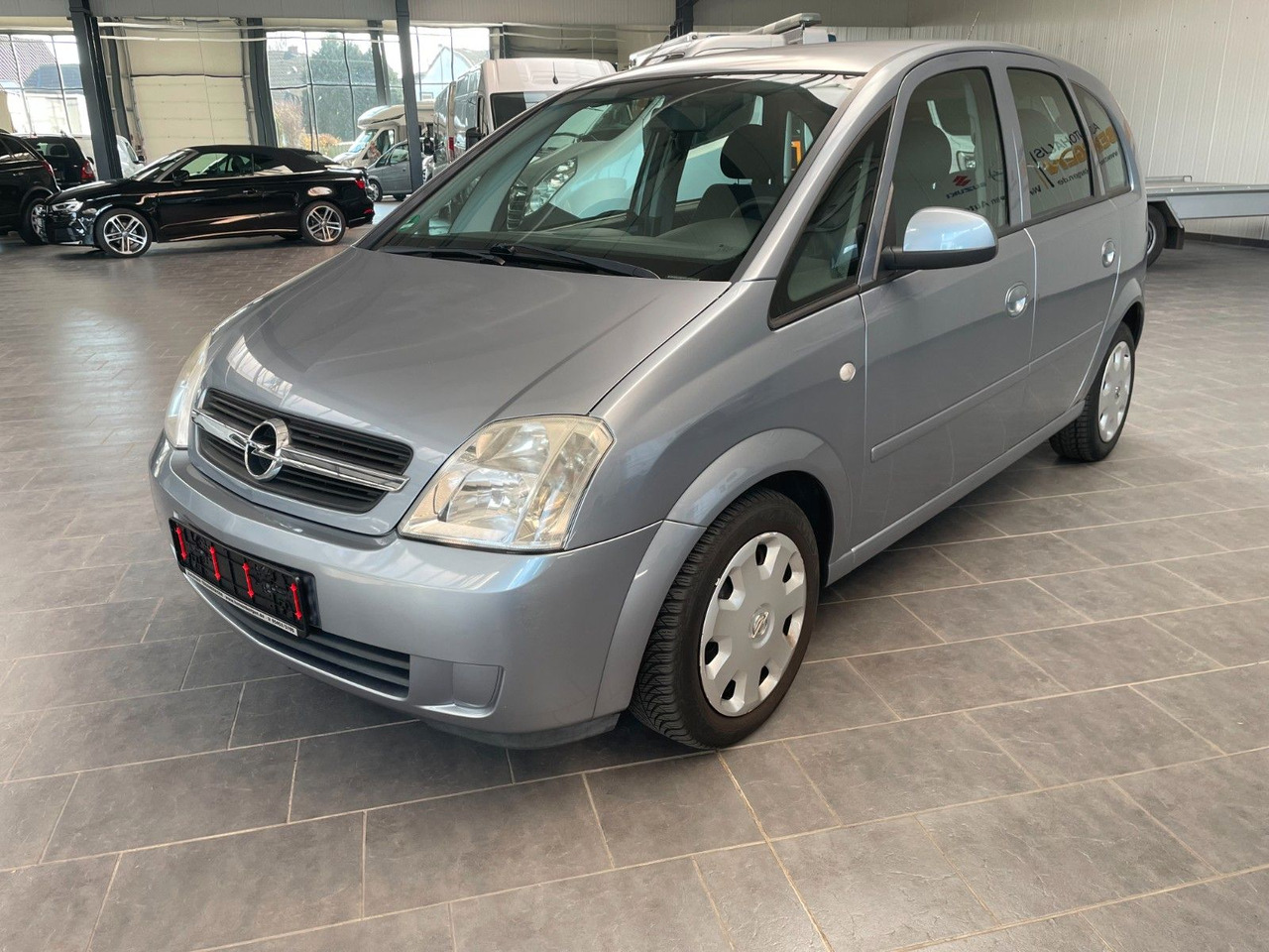 Opel Meriva Edition Klima , Allwetterreifen - Mikrobuss: pilt 2 Opel Meriva Edition Klima , Allwetterreifen - Mikrobuss: pilt 2