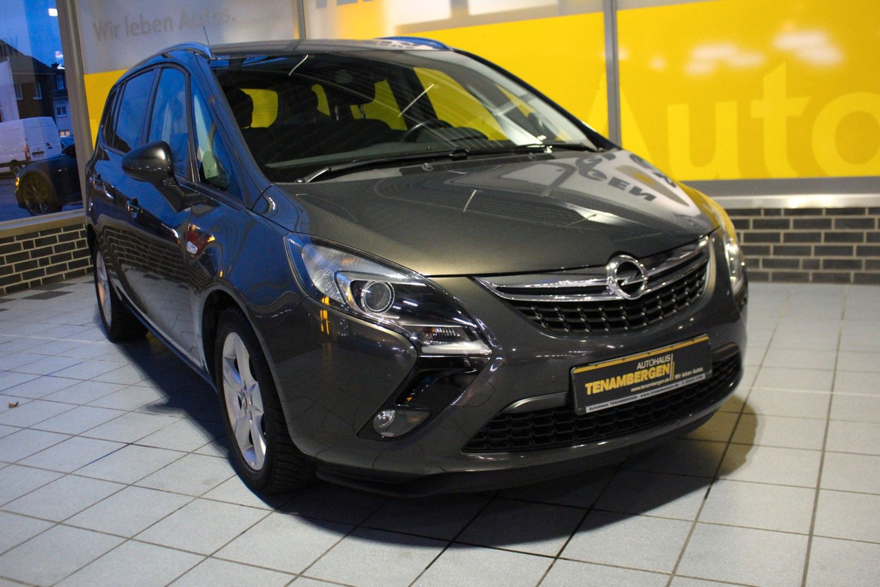 Opel Zafira C Tourer Style PDC Sitz u.Lenkradheizung - Mikrobuss: pilt 2 Opel Zafira C Tourer Style PDC Sitz u.Lenkradheizung - Mikrobuss: pilt 2