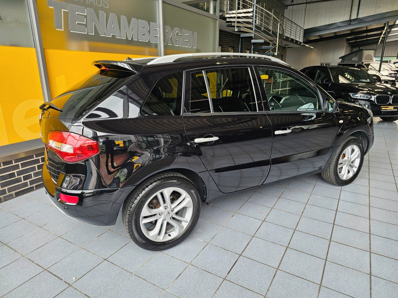 Renault Koleos 2.0 dCi Night&Day 4x4 Leder Navi Bose - Maastur: pilt 2 Renault Koleos 2.0 dCi Night&Day 4x4 Leder Navi Bose - Maastur: pilt 2