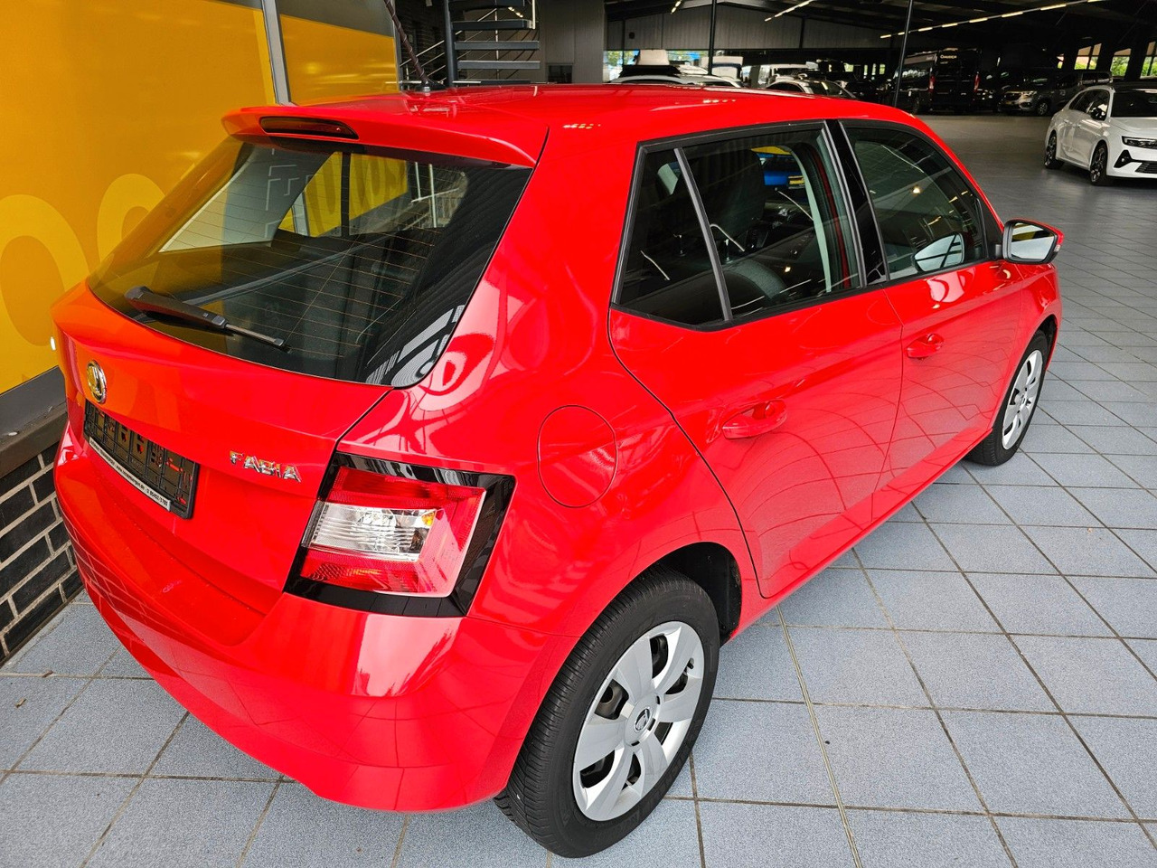 Skoda Fabia Cool Edition SHZ USB - Auto: pilt 3 Skoda Fabia Cool Edition SHZ USB - Auto: pilt 3