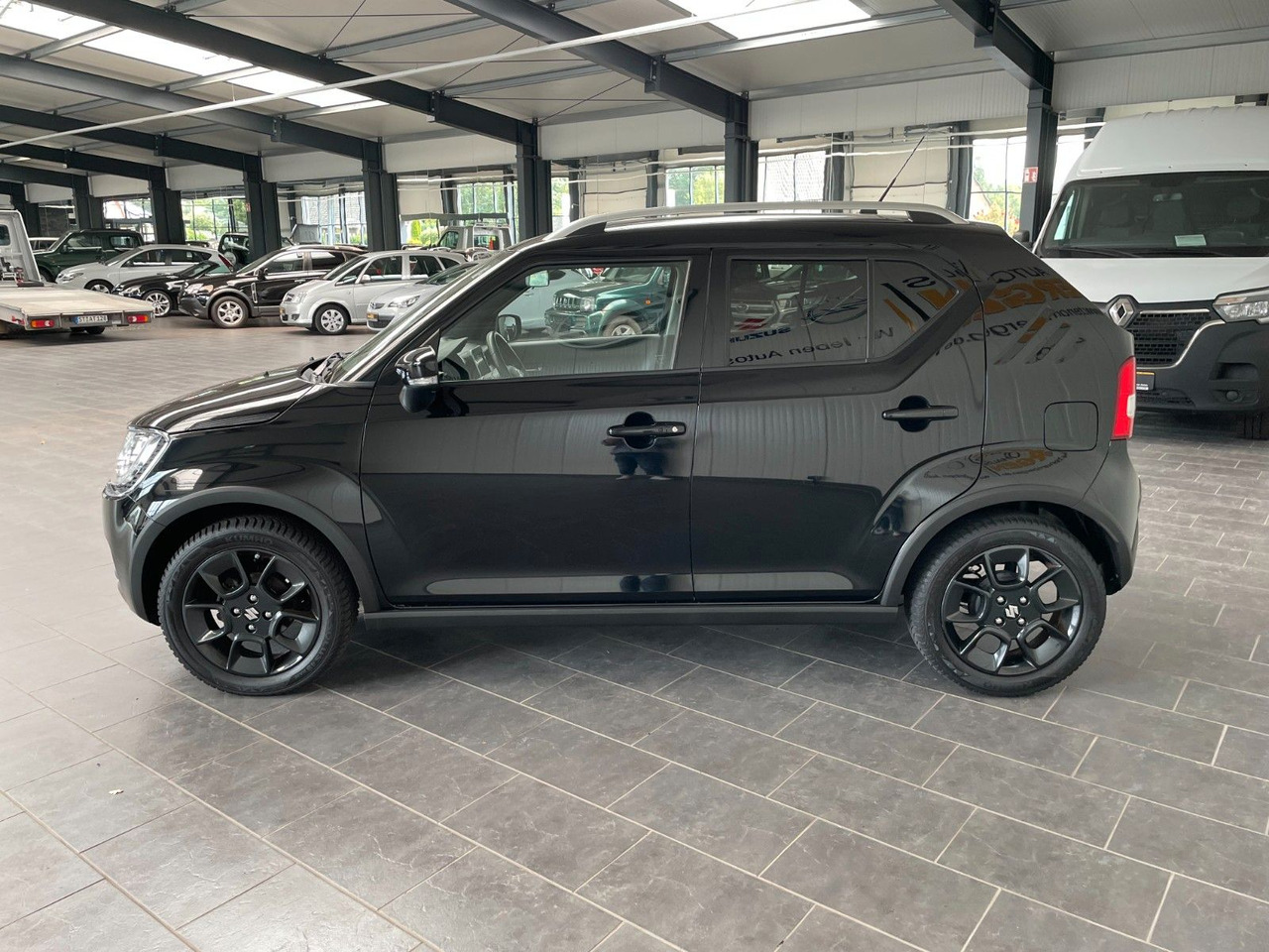 Suzuki Ignis Comfort+ Behinderten-Umbau Kamera Navi LED - Sedaan: pilt 5 Suzuki Ignis Comfort+ Behinderten-Umbau Kamera Navi LED - Sedaan: pilt 5