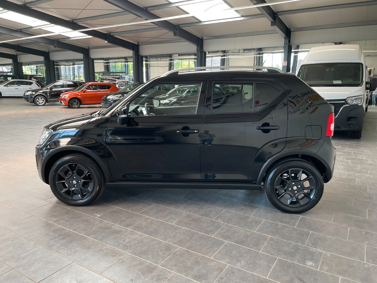 Suzuki Ignis Comfort+ Hybrid ,SHZ, Klimaauto., Tempomat - Auto: pilt 5 Suzuki Ignis Comfort+ Hybrid ,SHZ, Klimaauto., Tempomat - Auto: pilt 5