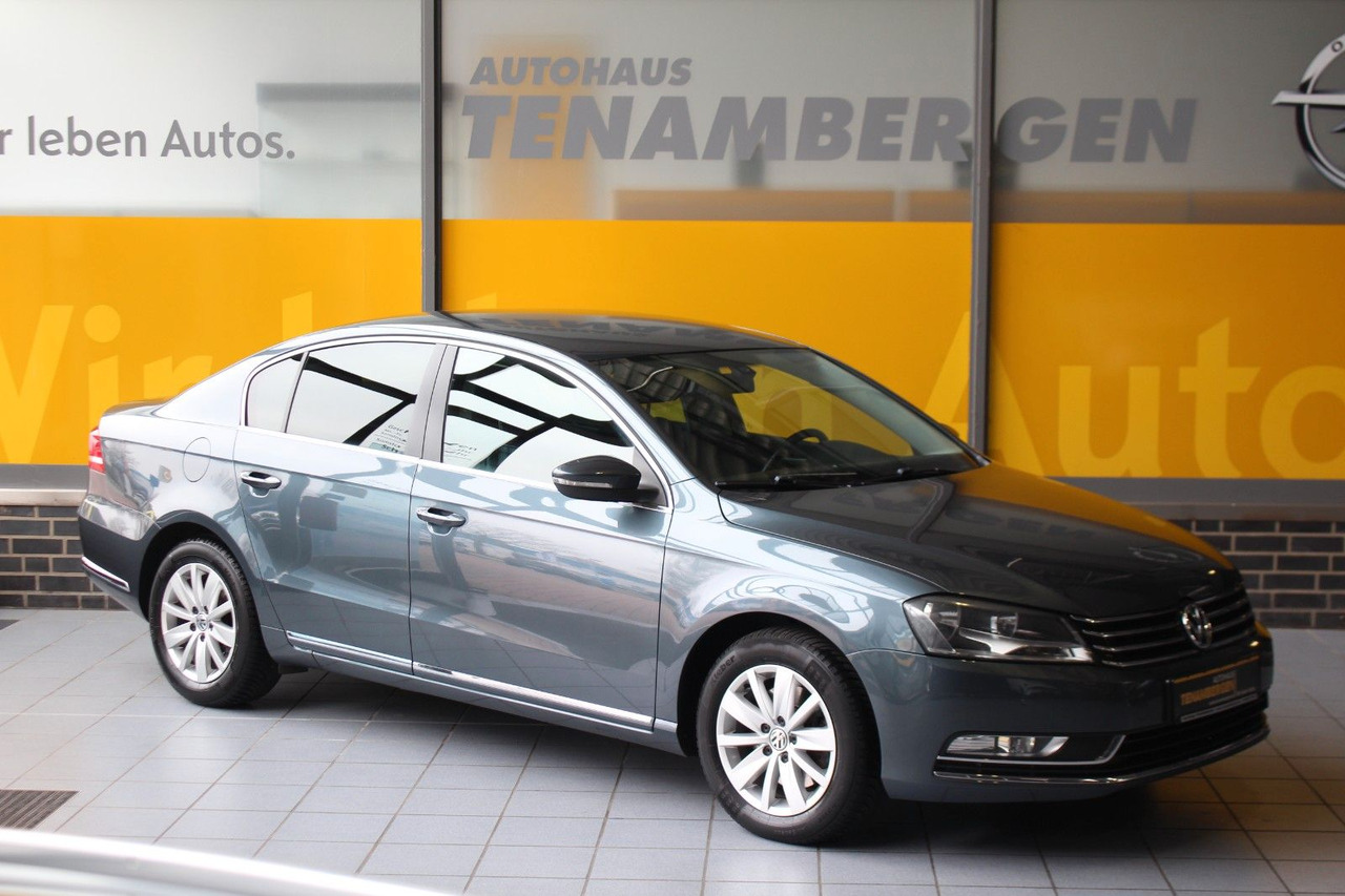 Volkswagen Passat Comfortline BlueMotion Navi PDC - Sedaan: pilt 1 Volkswagen Passat Comfortline BlueMotion Navi PDC - Sedaan: pilt 1
