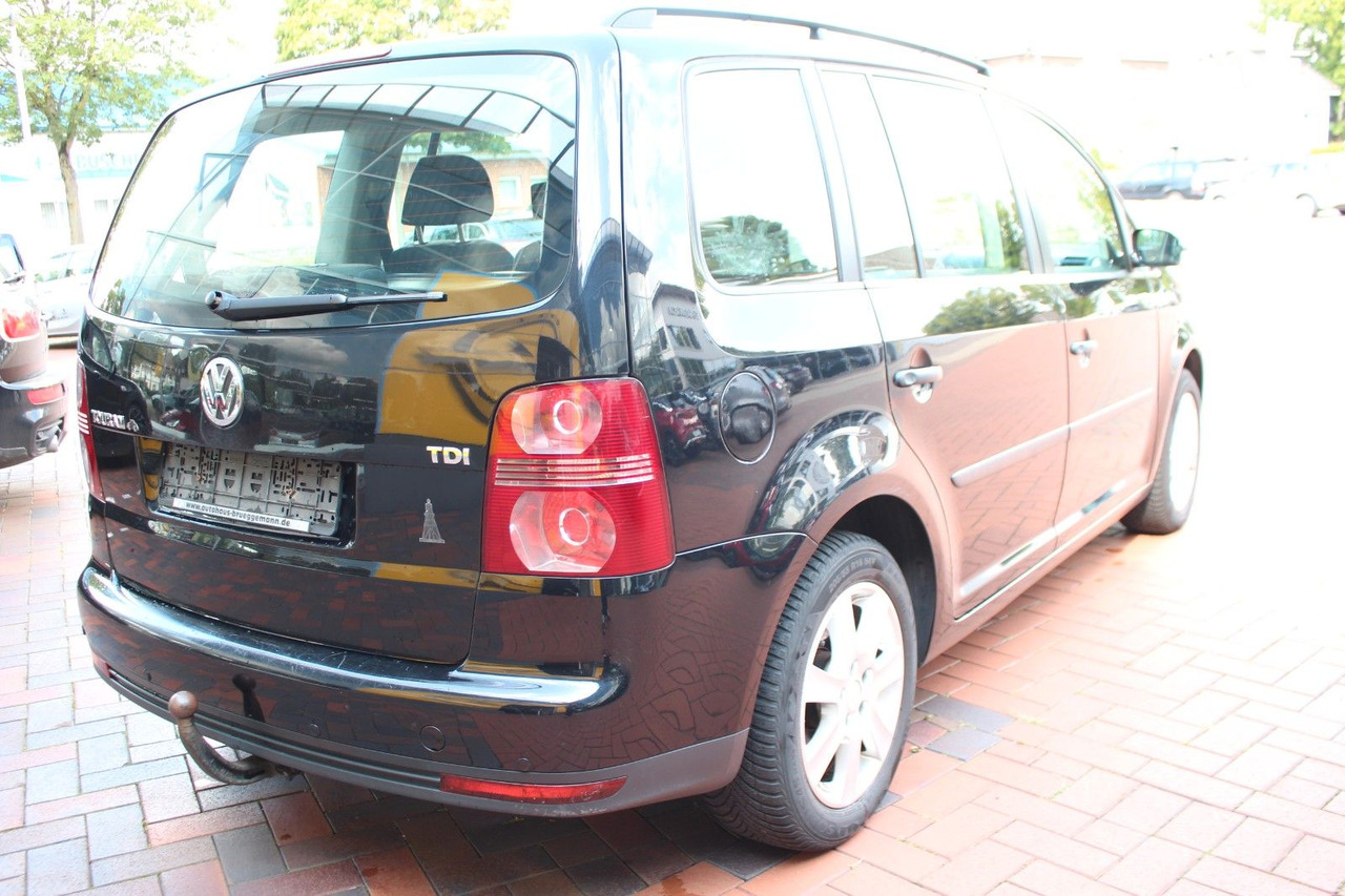 Volkswagen Touran Conceptline AHK 7 Sitze - Mikrobuss: pilt 5 Volkswagen Touran Conceptline AHK 7 Sitze - Mikrobuss: pilt 5