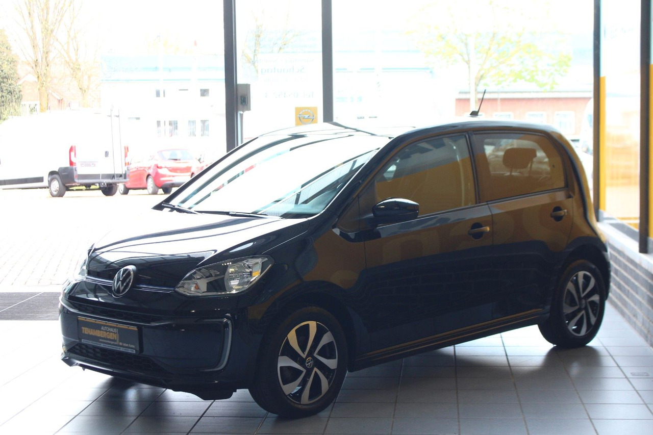 Volkswagen up! e-up! Max Kamera Sitzheizung DAB+ - Auto: pilt 4 Volkswagen up! e-up! Max Kamera Sitzheizung DAB+ - Auto: pilt 4