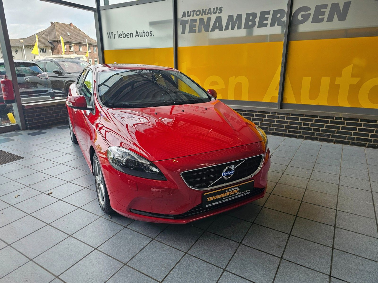 Volvo V40 You! Xenon Sitzheizung Freisprecheinrichtung - Sedaan: pilt 2 Volvo V40 You! Xenon Sitzheizung Freisprecheinrichtung - Sedaan: pilt 2