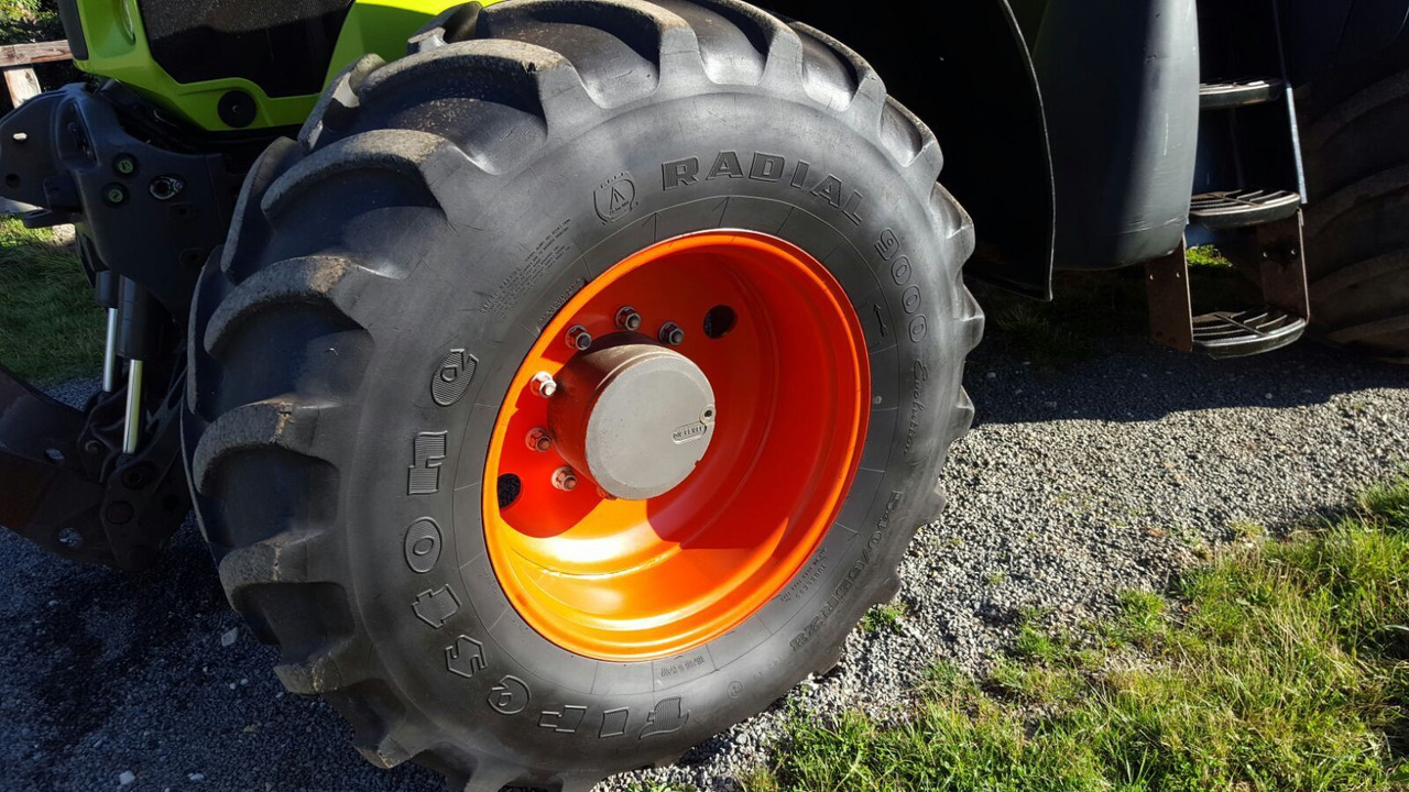 CLAAS AXION 810 CEBIS - Traktor: pilt 5 CLAAS AXION 810 CEBIS - Traktor: pilt 5