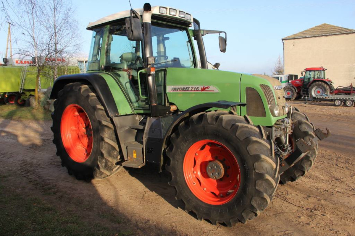 FENDT 716 - Traktor: pilt 3 FENDT 716 - Traktor: pilt 3