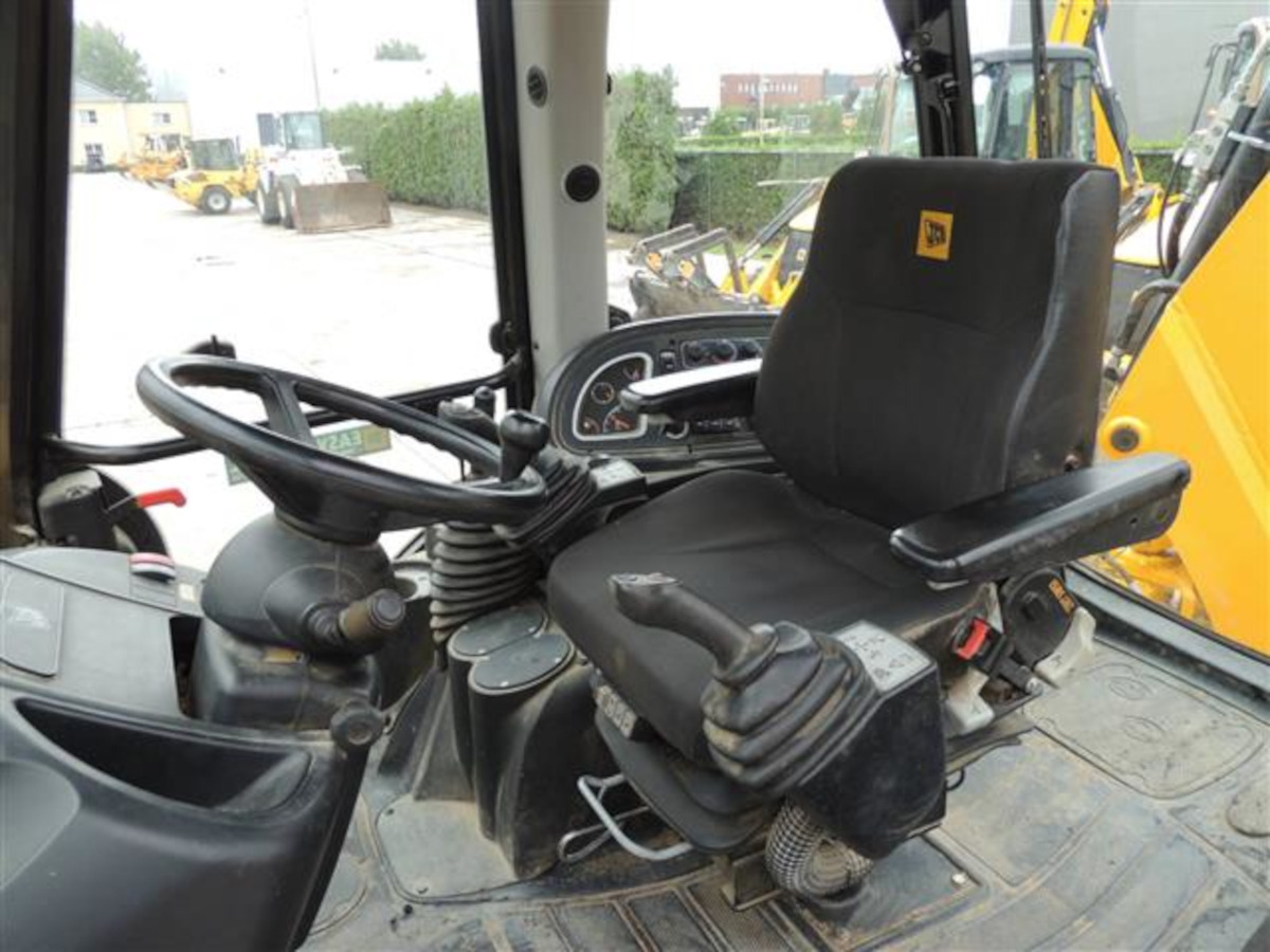 JCB 3CX - Ekskavaator-laadur: pilt 4 JCB 3CX - Ekskavaator-laadur: pilt 4