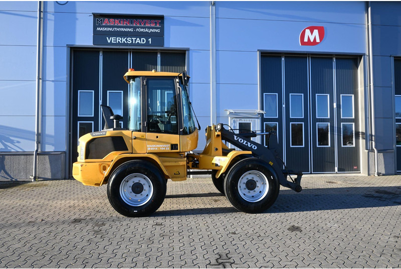 Volvo L30G - Rataslaadur: pilt 4 Volvo L30G - Rataslaadur: pilt 4