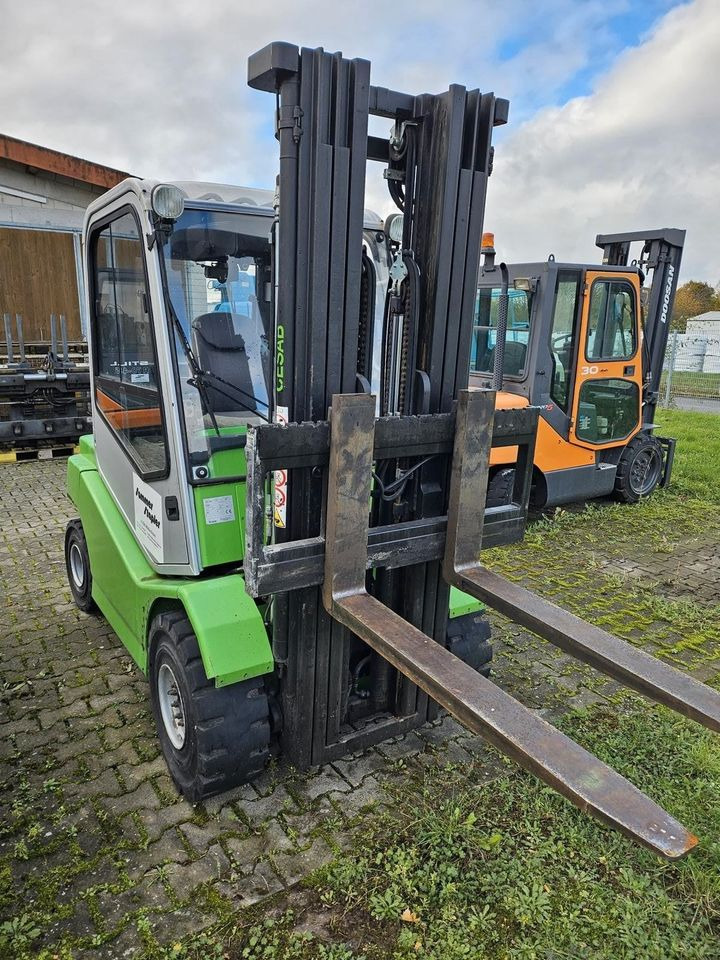 CESAB HN350 - Diiseltõstuk: pilt 2 CESAB HN350 - Diiseltõstuk: pilt 2