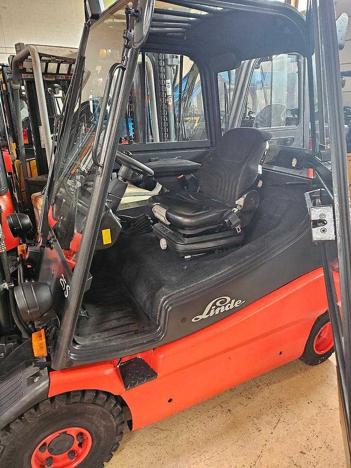 Linde E25S-03 - Elektritõstuk: pilt 5 Linde E25S-03 - Elektritõstuk: pilt 5