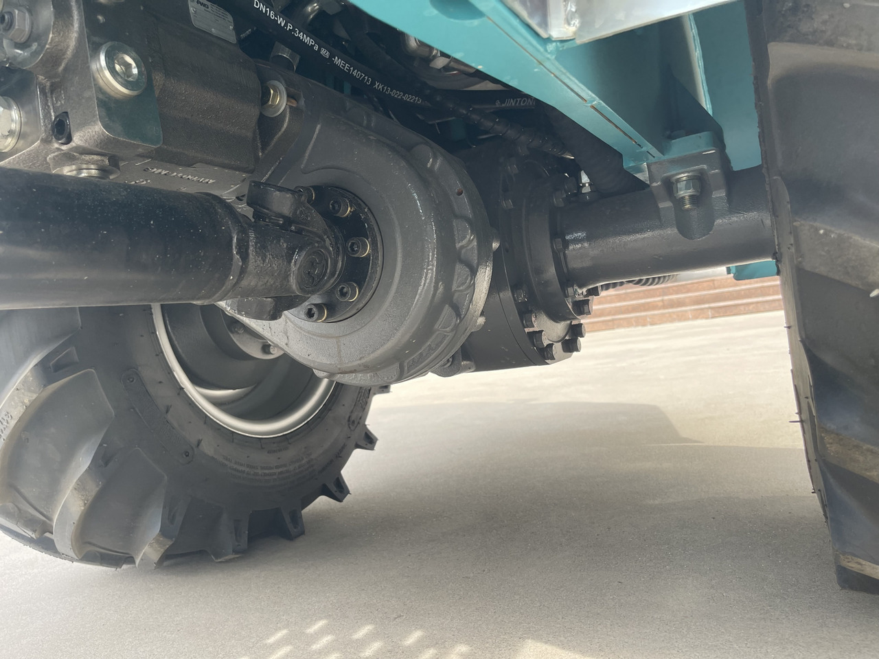 MEGALOAD Free Shipping Wheel Loader JCB 1 ton CE/EURO5 Kubota Engine Articulated AK1100 - Rataslaadur: pilt 5 MEGALOAD Free Shipping Wheel Loader JCB 1 ton CE/EURO5 Kubota Engine Articulated AK1100 - Rataslaadur: pilt 5