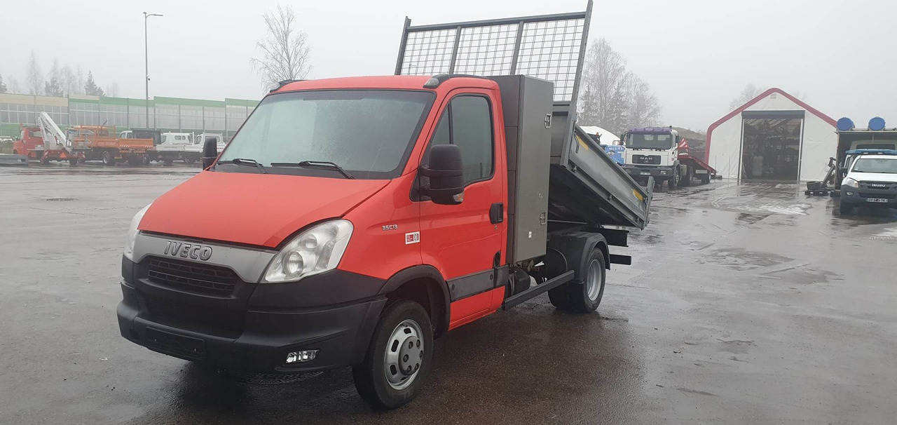 IVECO Daily 35C13 - Tarbesõiduk kallur: pilt 2 IVECO Daily 35C13 - Tarbesõiduk kallur: pilt 2