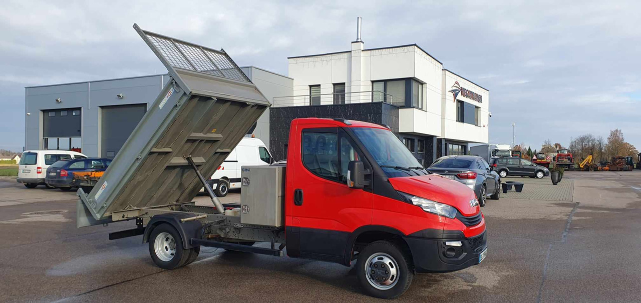 IVECO Daily - Tarbesõiduk kallur: pilt 2 IVECO Daily - Tarbesõiduk kallur: pilt 2