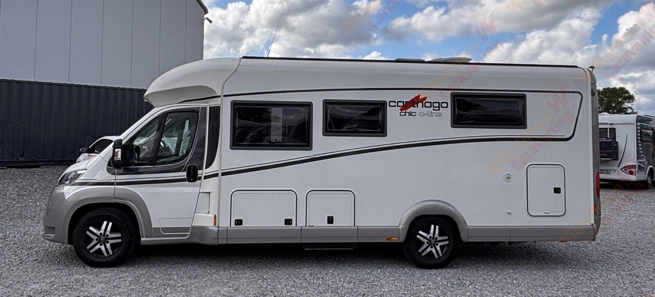 Carthago chic c-line T 5.0 Solarpanele I Rüfa I AHK - Poolintegreeritud matkaauto: pilt 4 Carthago chic c-line T 5.0 Solarpanele I Rüfa I AHK - Poolintegreeritud matkaauto: pilt 4