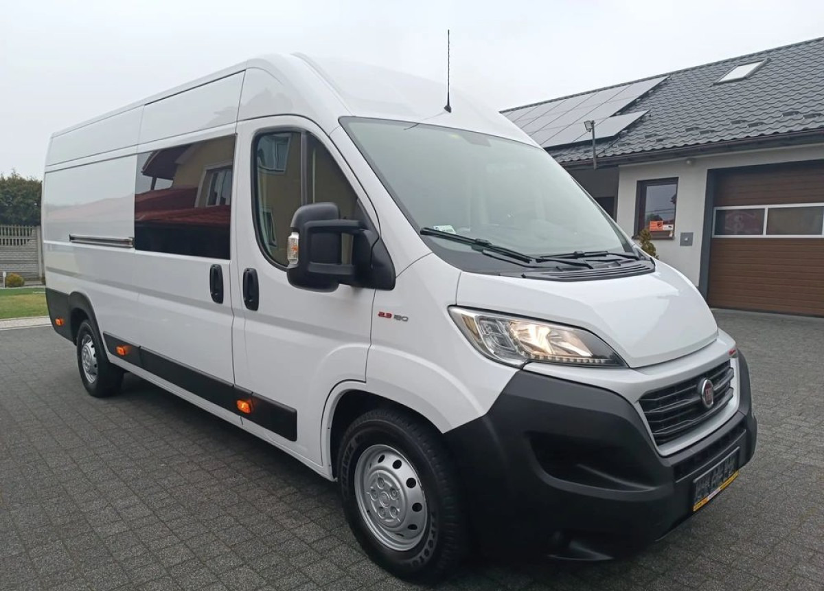 Fiat Ducato Max Brygadowy 7-osobowy 2.3 180ps. - Meeskonnaauto: pilt 4 Fiat Ducato Max Brygadowy 7-osobowy 2.3 180ps. - Meeskonnaauto: pilt 4