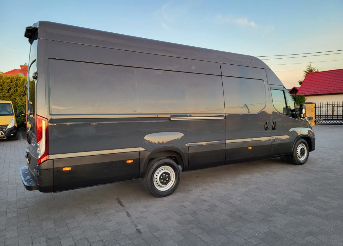 Iveco 35S18 3.0 Hi-Matic Iveco Max L5H3 Salon Polska Hi - Matic - Kaubik: pilt 4 Iveco 35S18 3.0 Hi-Matic Iveco Max L5H3 Salon Polska Hi - Matic - Kaubik: pilt 4