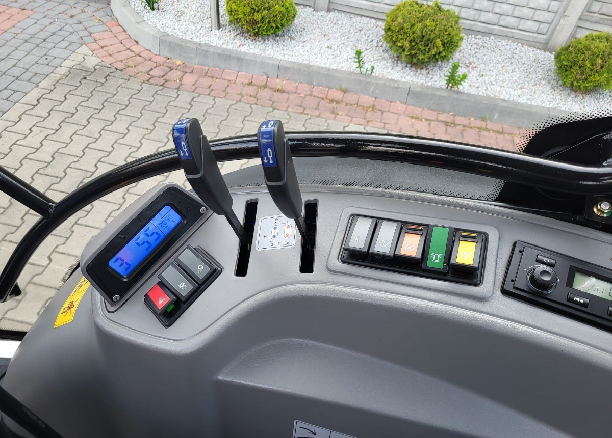 Uus Metsakoristaja LOVOL Zestaw Traktor LOVOL M755 Przyczepa do drewna BMF 8TPro Stan Nowy Fabryczny: pilt 20 Uus Metsakoristaja LOVOL Zestaw Traktor LOVOL M755 Przyczepa do drewna BMF 8TPro Stan Nowy Fabryczny: pilt 20