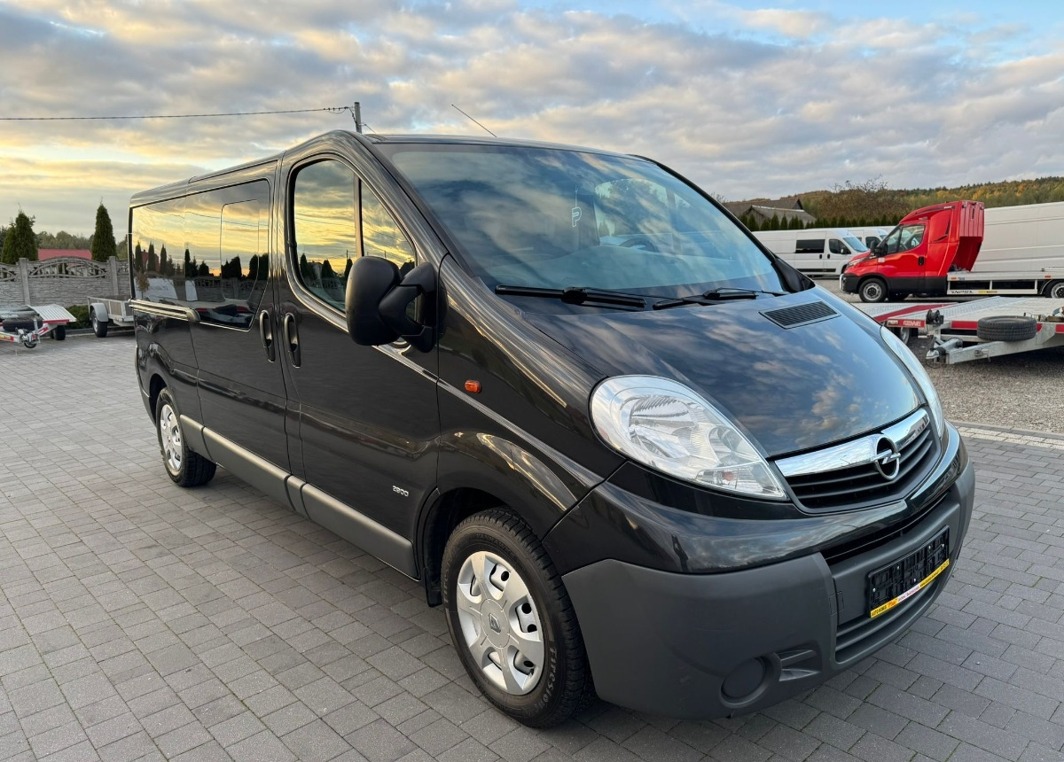 Opel Vivaro Doka Long 2.5 150 ps. L2 H1 - Meeskonnaauto: pilt 4 Opel Vivaro Doka Long 2.5 150 ps. L2 H1 - Meeskonnaauto: pilt 4