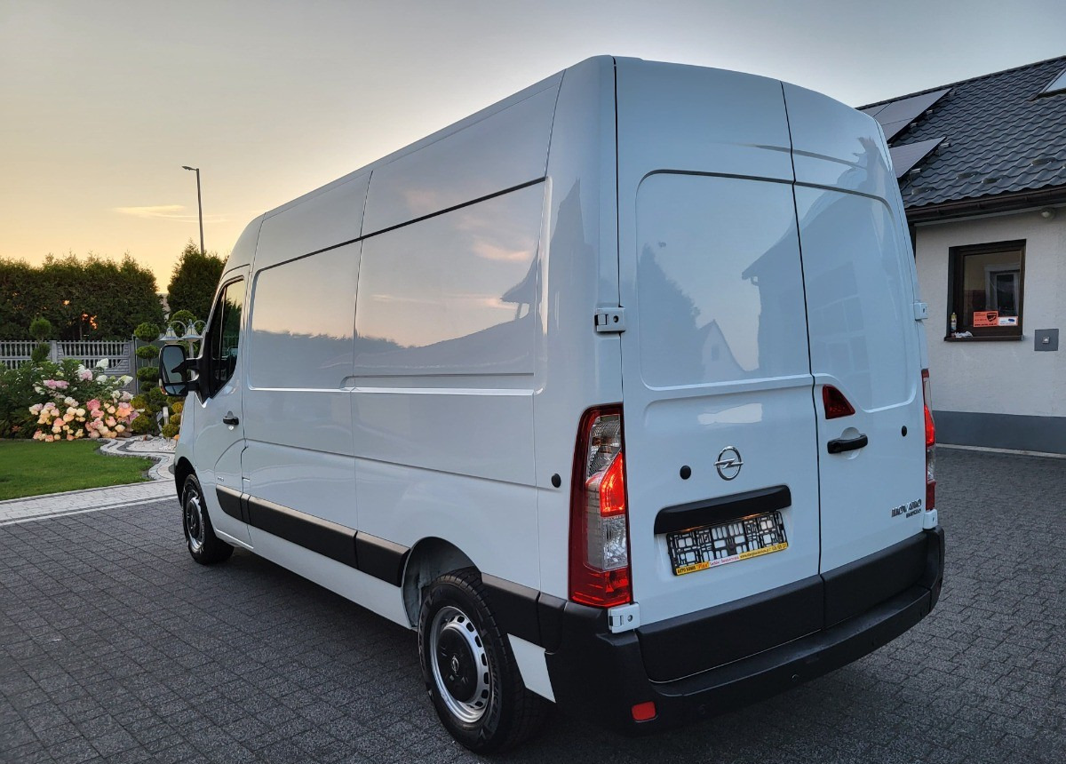 Renault Master Blaszak L2 H2 Serwisowany Zdrowe AUTO - Kaubik: pilt 4 Renault Master Blaszak L2 H2 Serwisowany Zdrowe AUTO - Kaubik: pilt 4