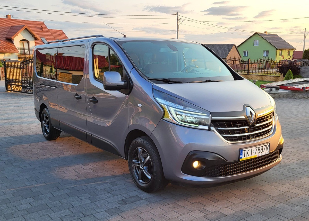 Renault Trafic Long 9-osobowy 2.0 150ps. - Meeskonnaauto: pilt 5 Renault Trafic Long 9-osobowy 2.0 150ps. - Meeskonnaauto: pilt 5