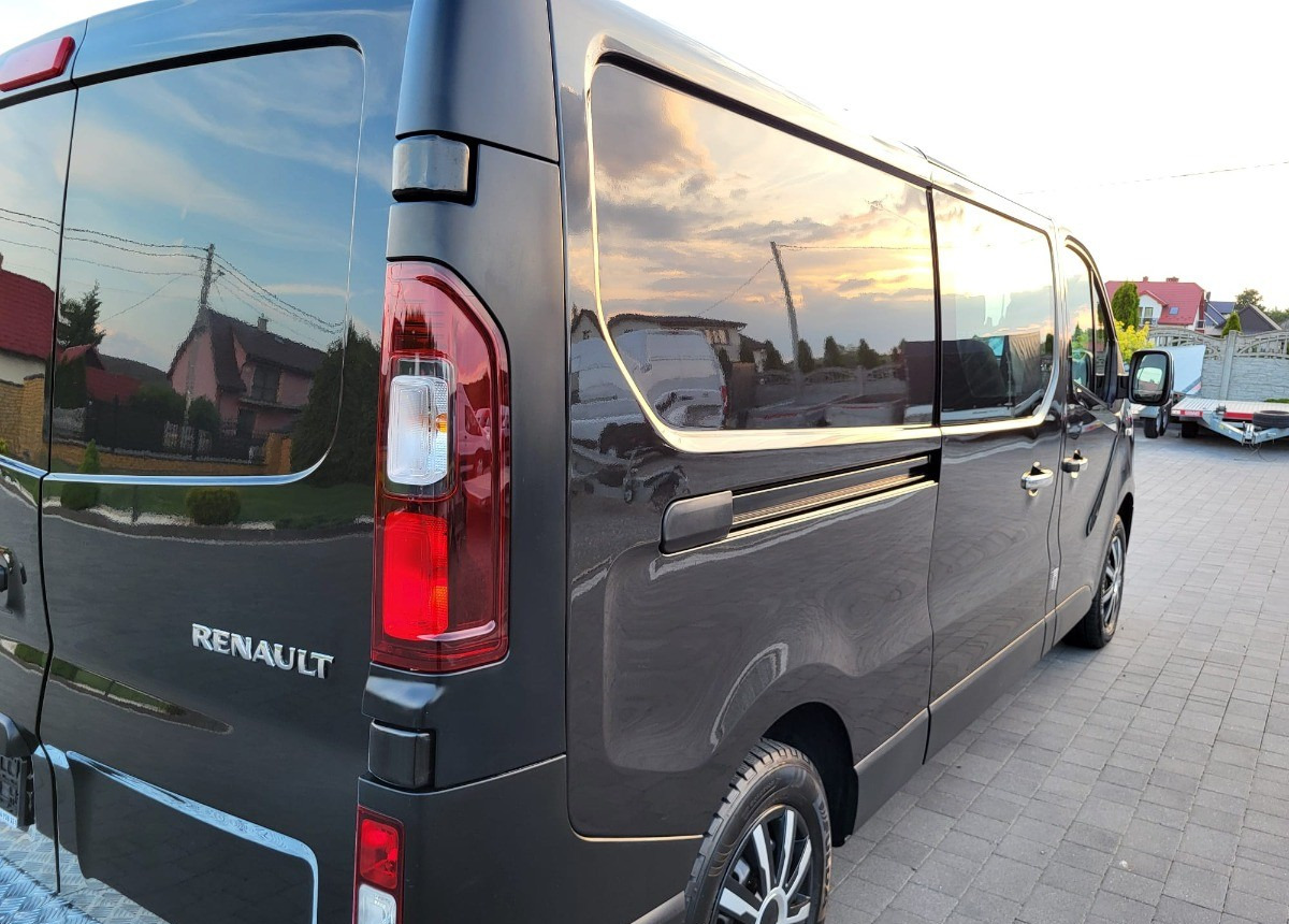 Renault Trafic Long doka 6-osobowy 6 osobowy - Meeskonnaauto: pilt 5 Renault Trafic Long doka 6-osobowy 6 osobowy - Meeskonnaauto: pilt 5