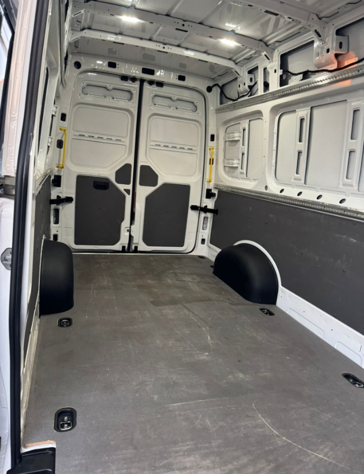 Volkswagen Crafter Maxi Z Niemiec Stan jak Nowy Vw -Automatik-MaXi po Serwisie liising Volkswagen Crafter Maxi Z Niemiec Stan jak Nowy Vw -Automatik-MaXi po Serwisie: pilt 17