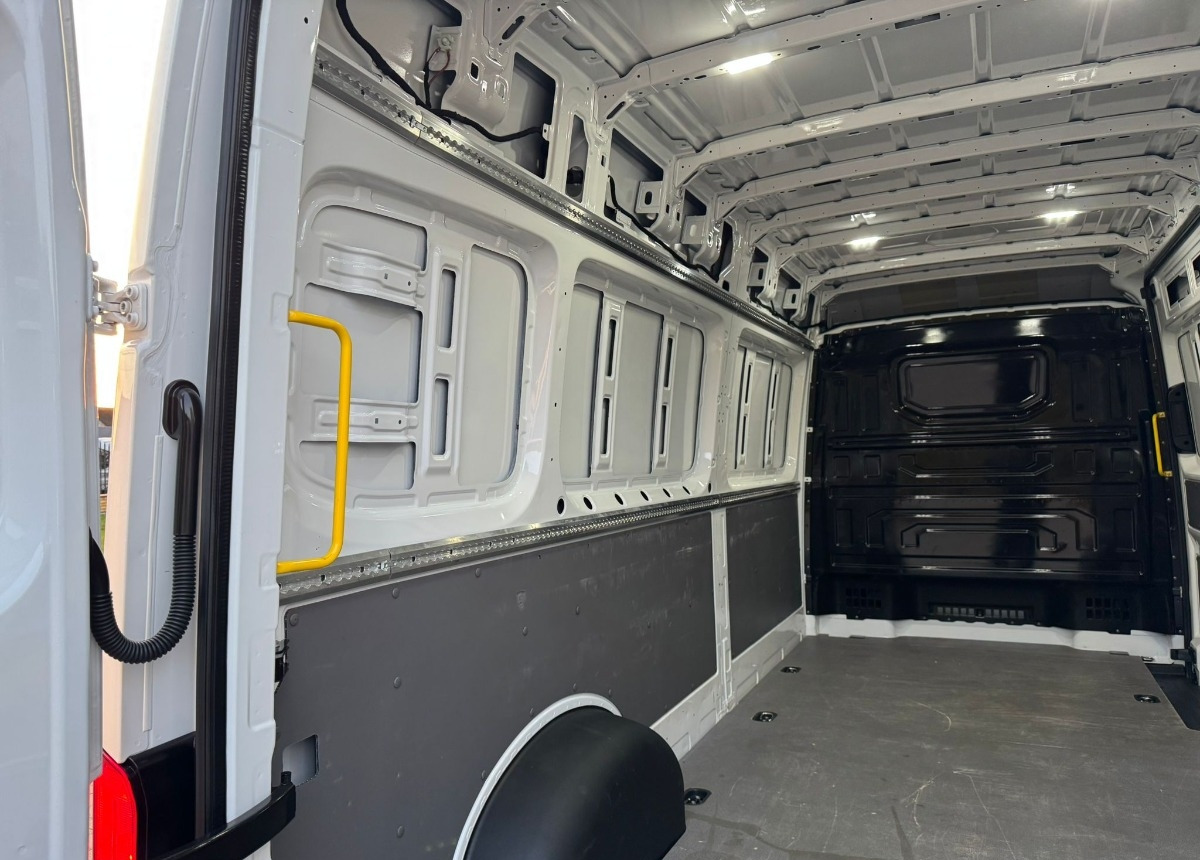 Volkswagen Crafter Maxi Z Niemiec Stan jak Nowy Vw -Automatik-MaXi po Serwisie liising Volkswagen Crafter Maxi Z Niemiec Stan jak Nowy Vw -Automatik-MaXi po Serwisie: pilt 20