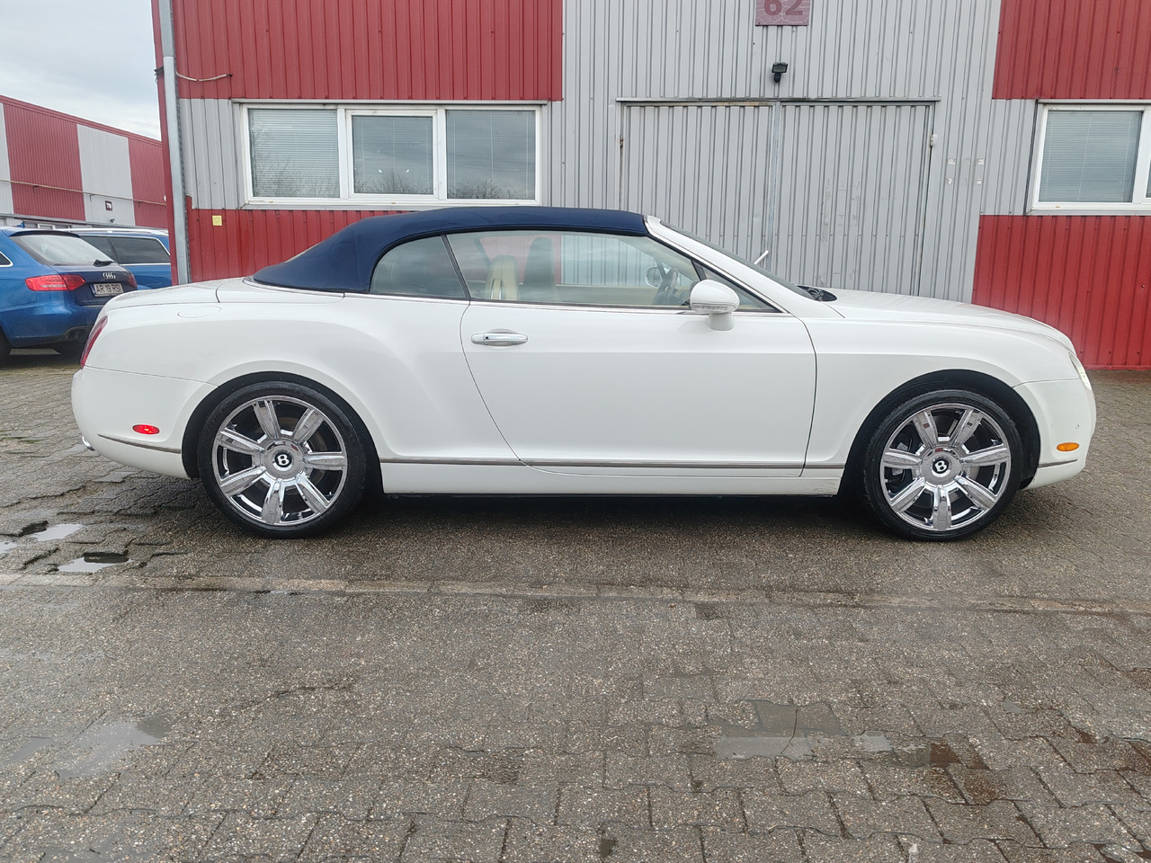 Bentley Continental GT Coupe Cabrio - Auto: pilt 3 Bentley Continental GT Coupe Cabrio - Auto: pilt 3