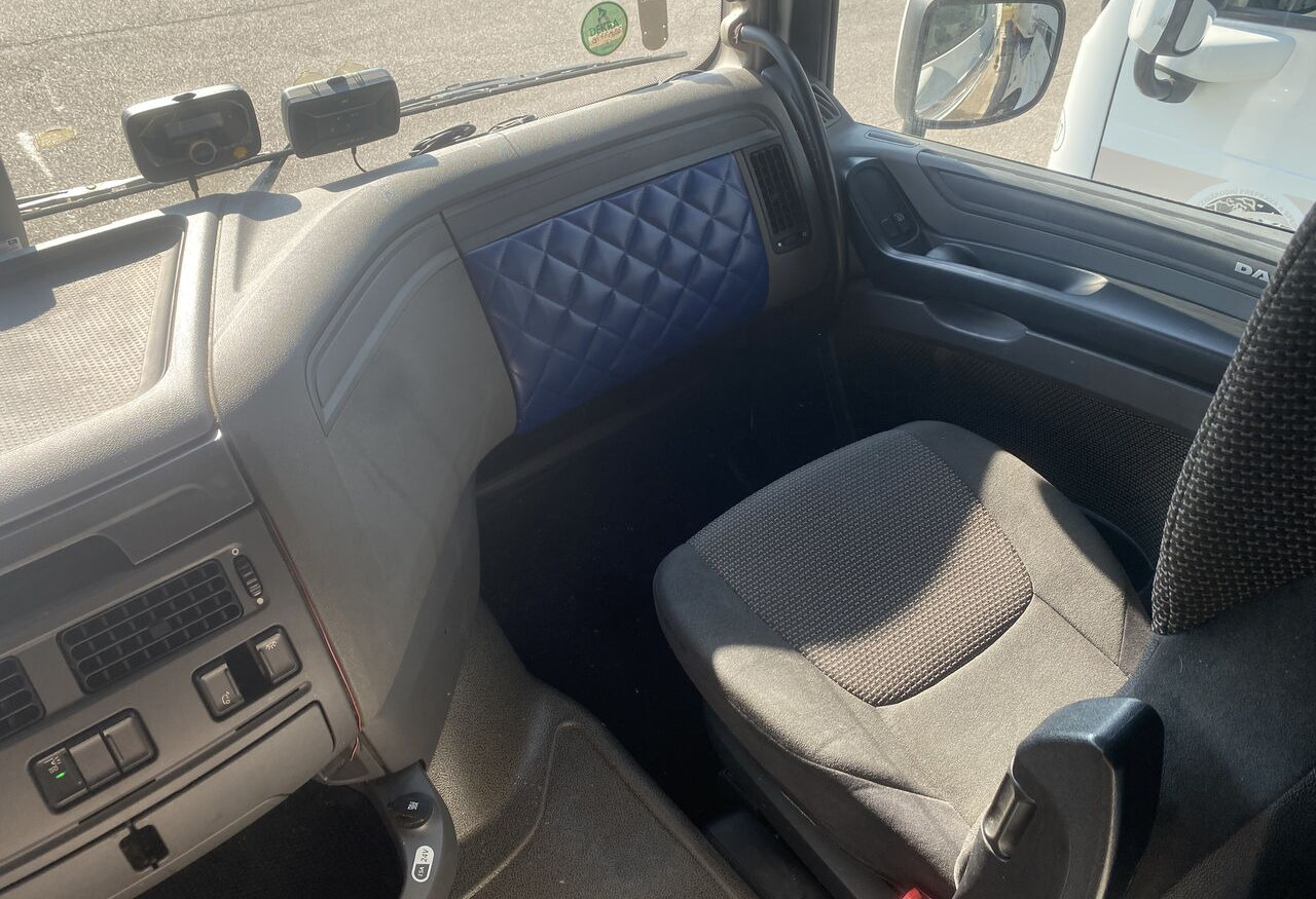 DAF - Sadulveok: pilt 5 DAF - Sadulveok: pilt 5