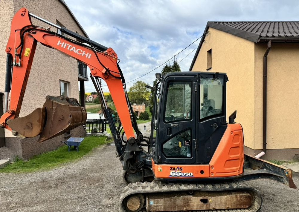 Hitachi ZX65USB-6 CLR - Lintekskavaator: pilt 2 Hitachi ZX65USB-6 CLR - Lintekskavaator: pilt 2