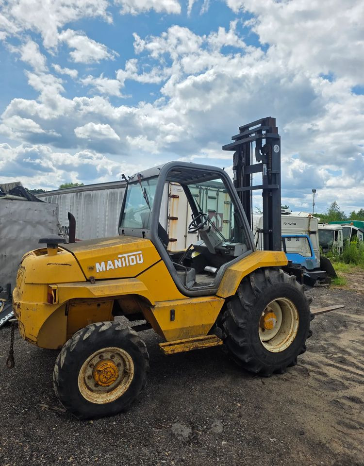 Manitou M26.4 Terenowy 4x4 5,5m - Ebatasasel maastikul kohanduv kahveltõstuk: pilt 5 Manitou M26.4 Terenowy 4x4 5,5m - Ebatasasel maastikul kohanduv kahveltõstuk: pilt 5