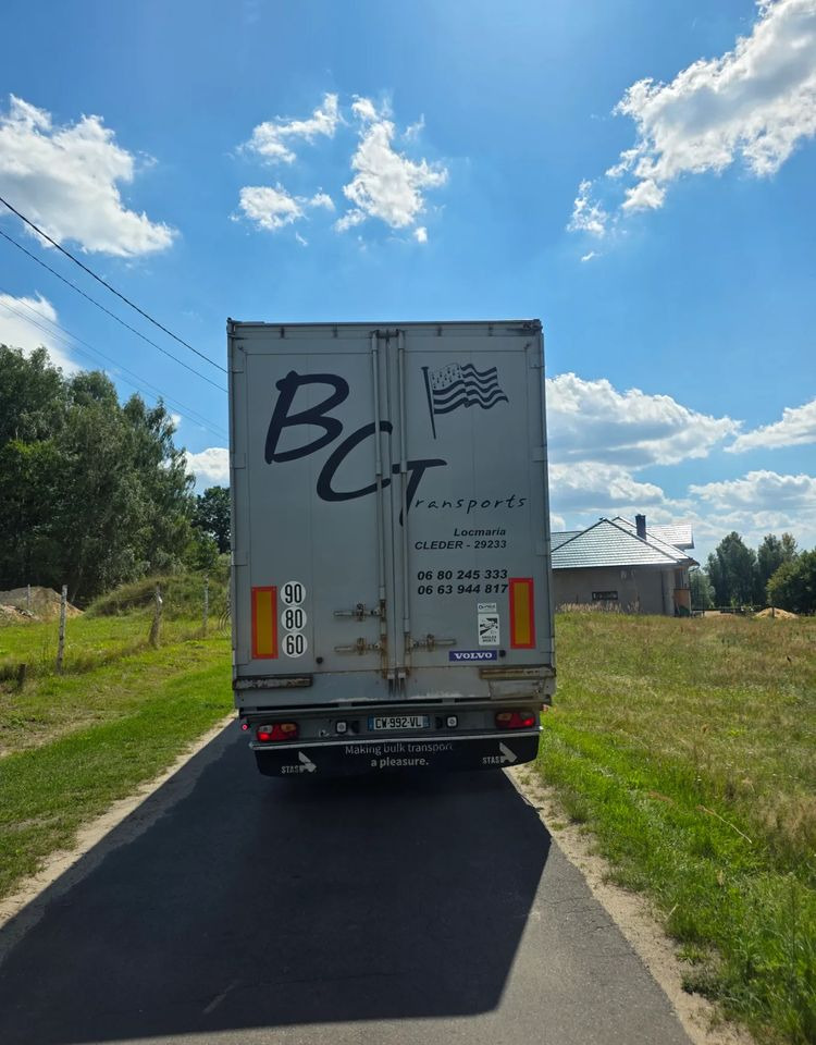 Stas S3-SZ334V - Kõndimisalaga poolhaagised: pilt 4 Stas S3-SZ334V - Kõndimisalaga poolhaagised: pilt 4