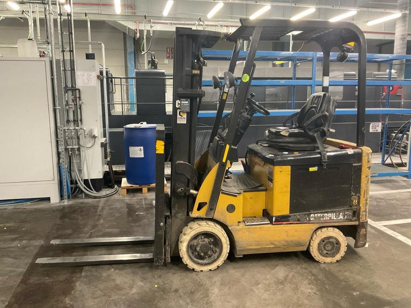 Caterpillar EC15NY - Kahveltõstuk: pilt 1 Caterpillar EC15NY - Kahveltõstuk: pilt 1