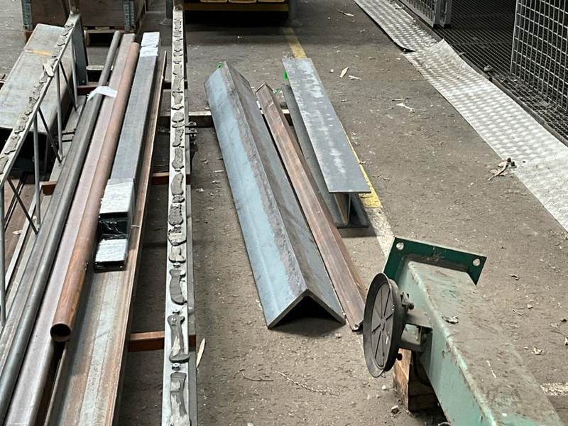 Onbekend - Metallitöötlusmasin: pilt 4 Onbekend - Metallitöötlusmasin: pilt 4