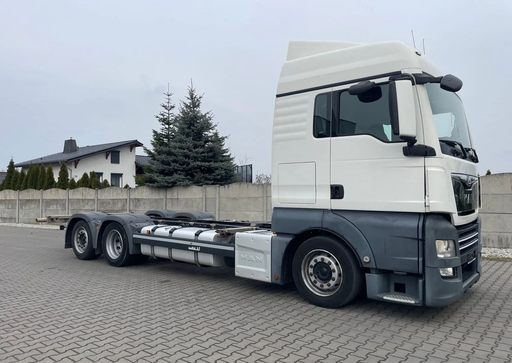 MAN TGX XLX 26.420 BDF, MULTI Wechsler - Kabiinišassiiga veoauto: pilt 3 MAN TGX XLX 26.420 BDF, MULTI Wechsler - Kabiinišassiiga veoauto: pilt 3