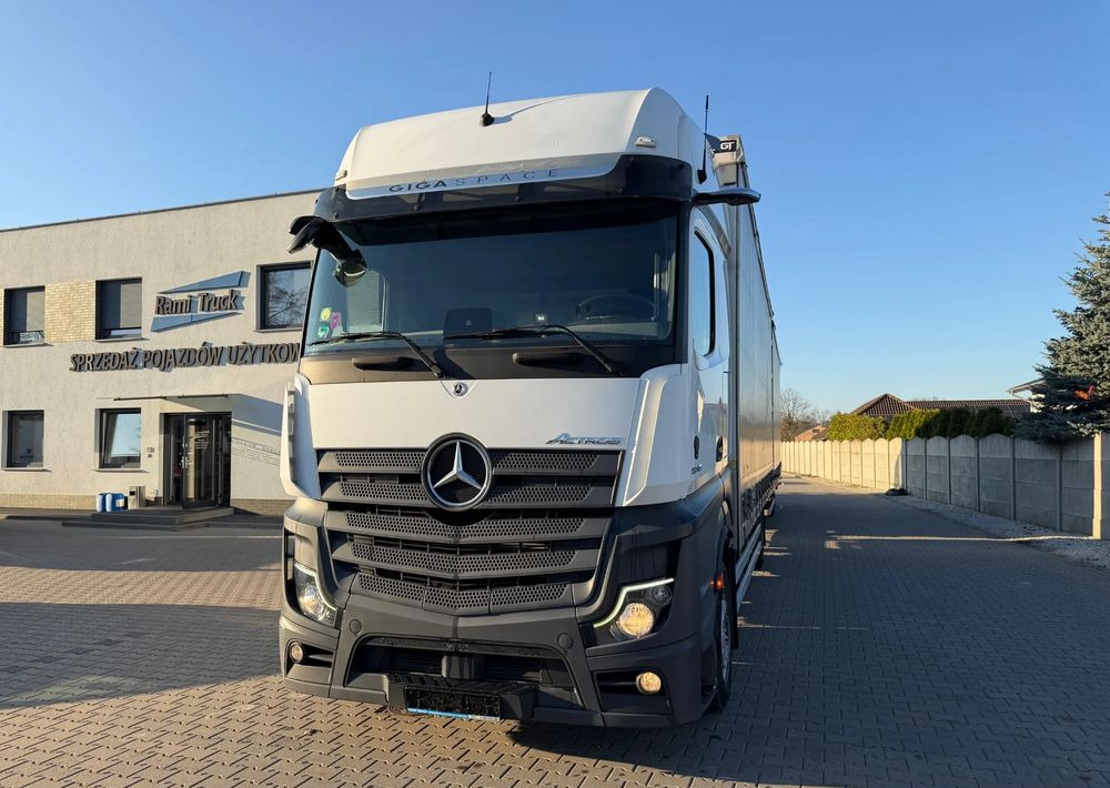Mercedes-Benz ACTROS 1845 Zestaw przestrzenny przejazdowy120m3 - Tent veoauto: pilt 1 Mercedes-Benz ACTROS 1845 Zestaw przestrzenny przejazdowy120m3 - Tent veoauto: pilt 1