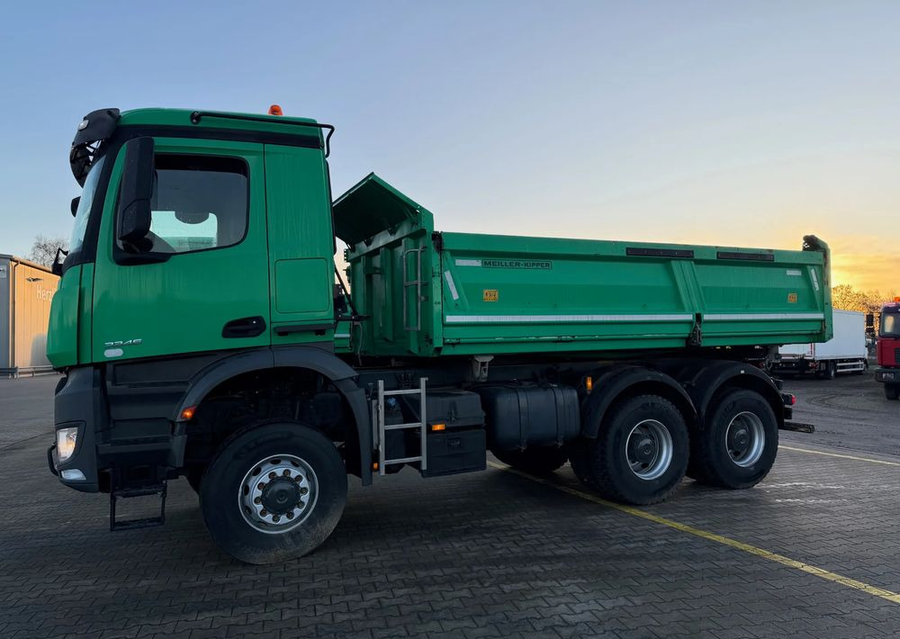 Mercedes-Benz AROCS 3345/6x6/ Wywrotka Miller Bordmatic - Kallurauto: pilt 2 Mercedes-Benz AROCS 3345/6x6/ Wywrotka Miller Bordmatic - Kallurauto: pilt 2