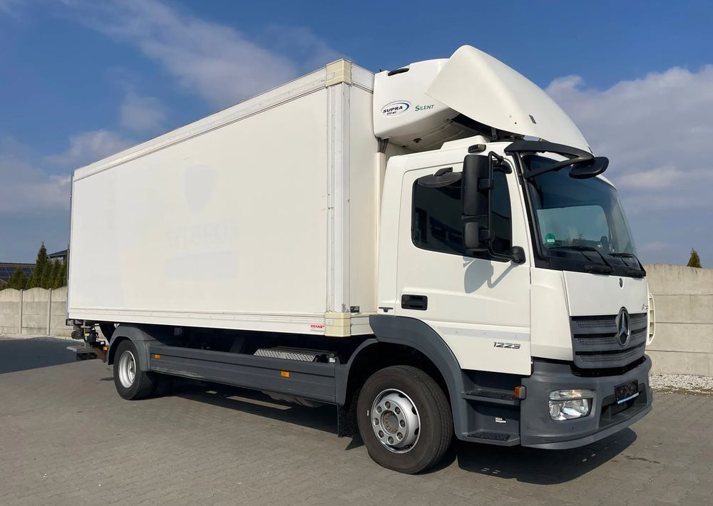 Mercedes-Benz ATEGO 1223/ CHŁODNIA/ 15 PALET - Külmutiga veoauto: pilt 4 Mercedes-Benz ATEGO 1223/ CHŁODNIA/ 15 PALET - Külmutiga veoauto: pilt 4