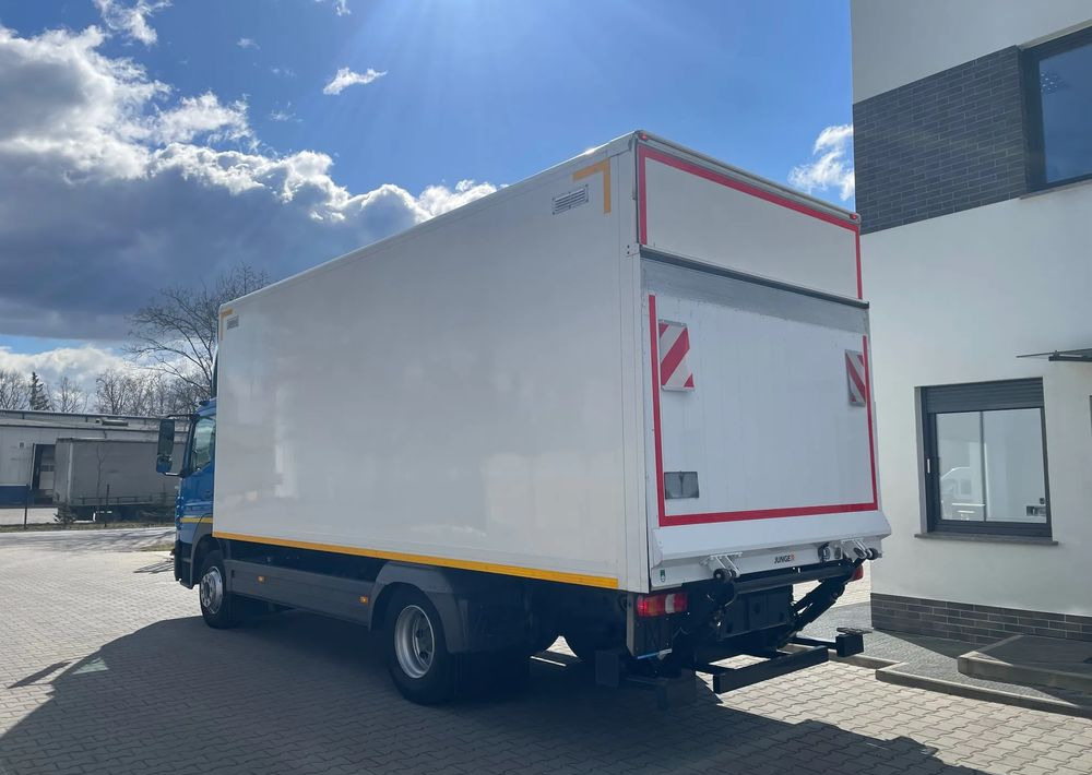 Mercedes-Benz ATEGO 1318, kontener 6,2m, ładowność 7,5 tony! - Kasti veoauto: pilt 3 Mercedes-Benz ATEGO 1318, kontener 6,2m, ładowność 7,5 tony! - Kasti veoauto: pilt 3