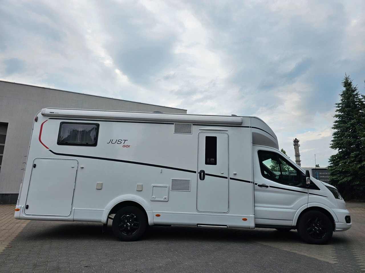 Dethleffs JUST GO T7055 EB Winter 4xBett Elektr.Hubbet - Poolintegreeritud matkaauto: pilt 5 Dethleffs JUST GO T7055 EB Winter 4xBett Elektr.Hubbet - Poolintegreeritud matkaauto: pilt 5