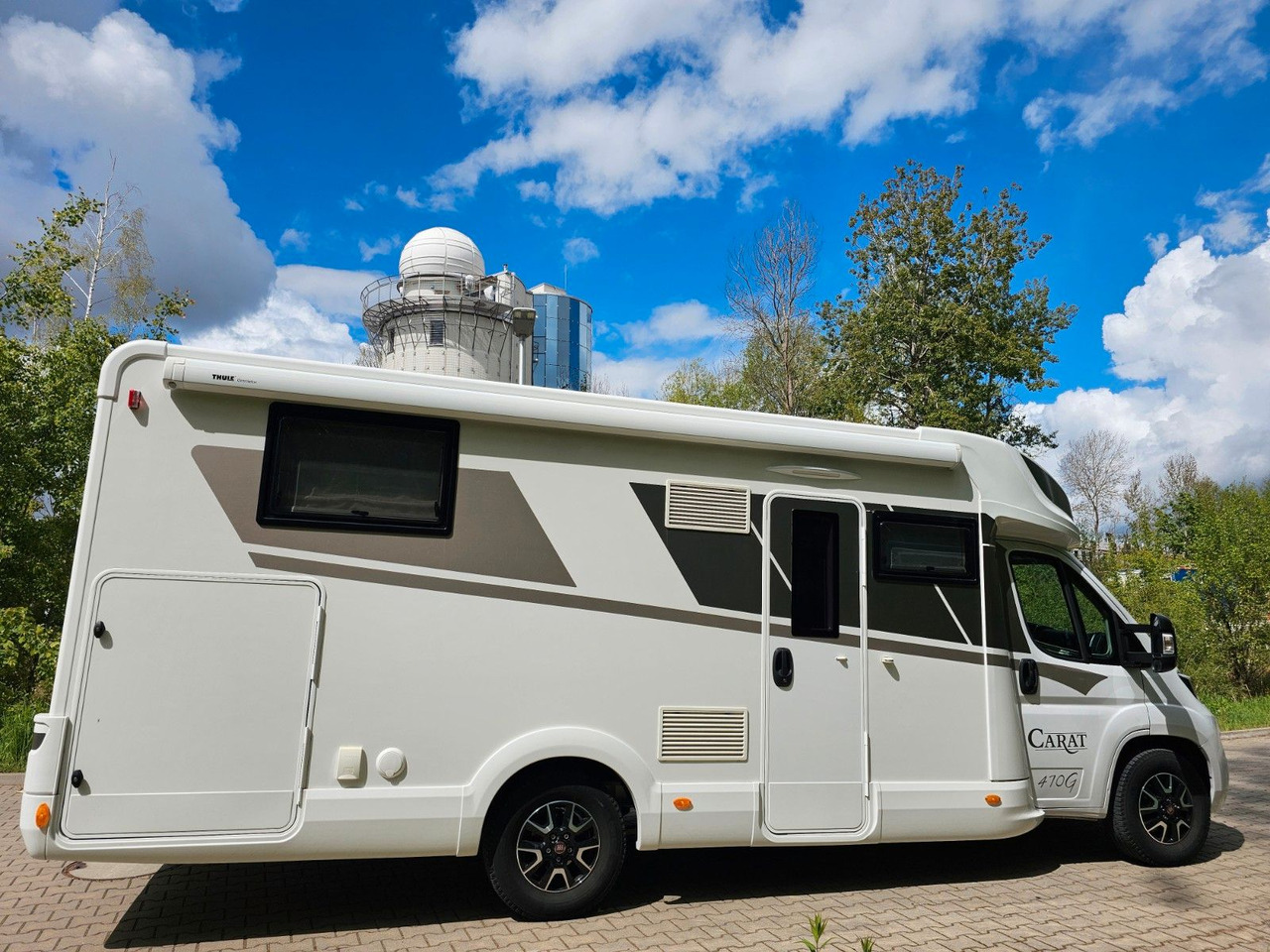 McLouis CARAT 470 4xBett Winter Volausstattung Leder - Poolintegreeritud matkaauto: pilt 5 McLouis CARAT 470 4xBett Winter Volausstattung Leder - Poolintegreeritud matkaauto: pilt 5