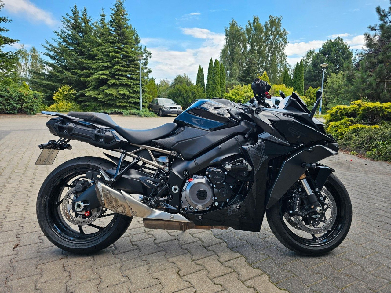 Suzuki GSX-S 1000 GT GSX-S1000GT Gabel / motor ok! - Mootorratas: pilt 5 Suzuki GSX-S 1000 GT GSX-S1000GT Gabel / motor ok! - Mootorratas: pilt 5