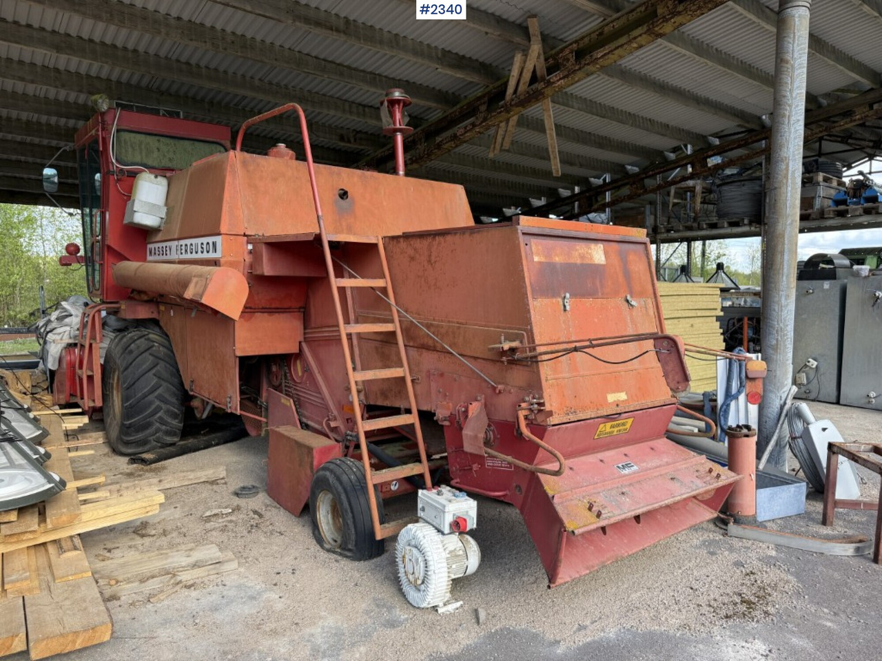 Combine, Massey Ferguson 440-8 - Kombain: pilt 2 Combine, Massey Ferguson 440-8 - Kombain: pilt 2